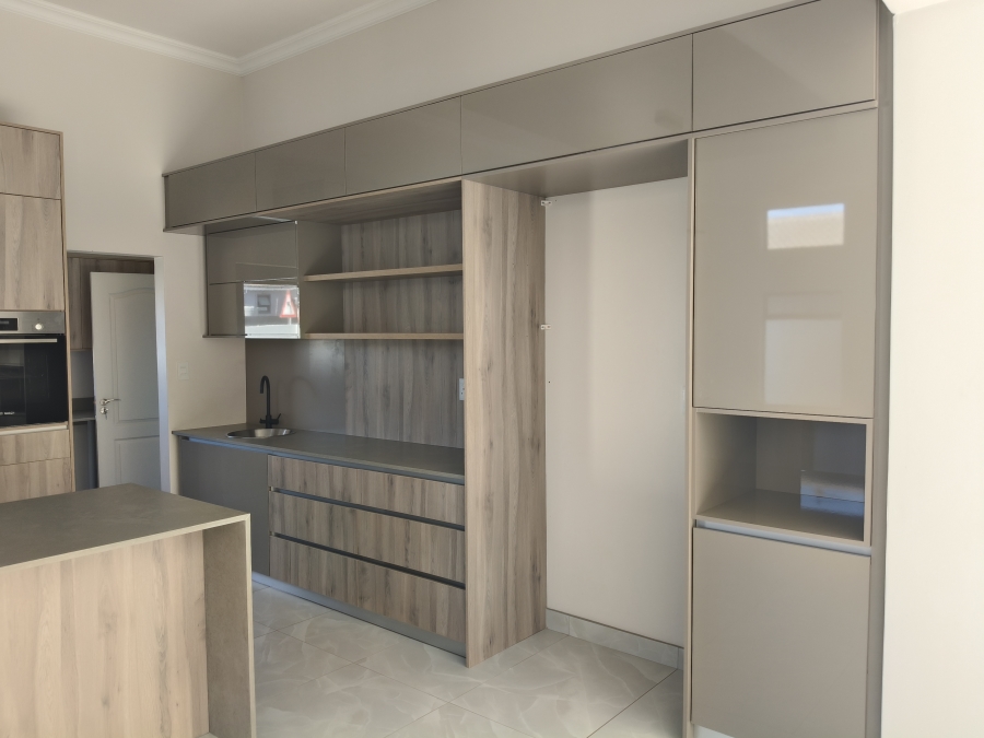 4 Bedroom Property for Sale in Fountains Estate Eastern Cape